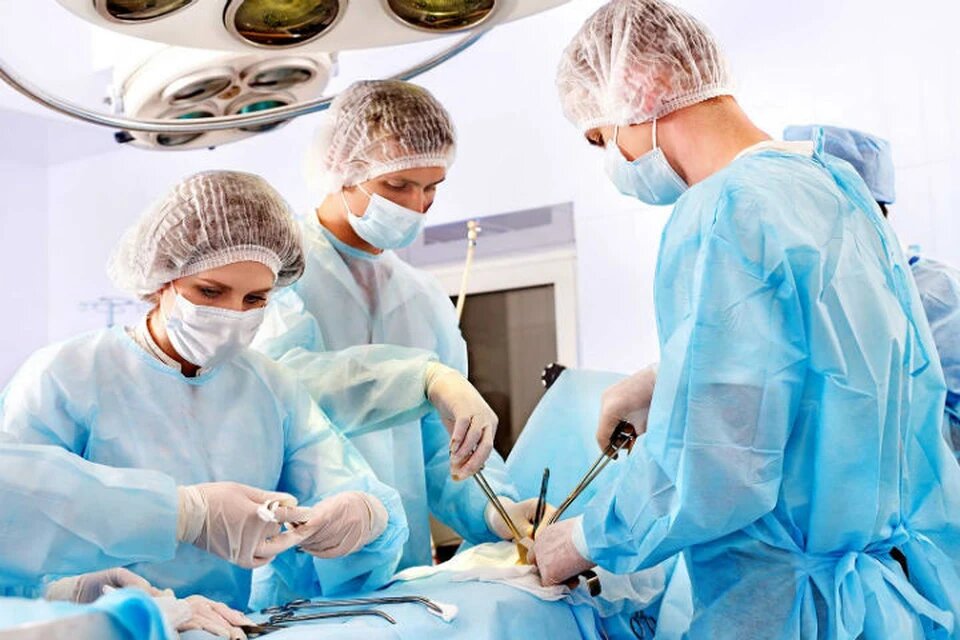 Данное произведение является художественным вымыслом. Все персонажи, события, организации, места действия и диалоги либо полностью выдуманы автором, либо используются в вымышленном контексте. Любые совпадения с реально существующими людьми (живыми или умершими), компаниями, историческими фактами или событиями случайны и непреднамеренны.

