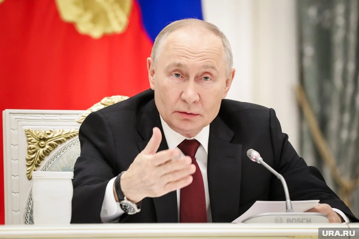     Президент РФ Владимир Путин намерен поддерживать единство БРИКС