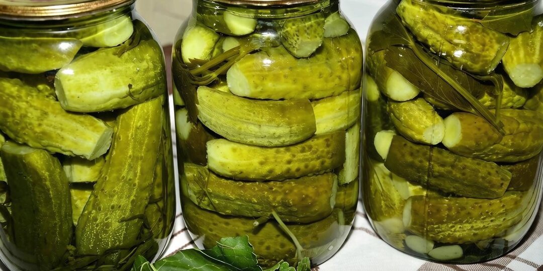 Как приготовить вкуснейшие маринованные огурчики: секреты и технология