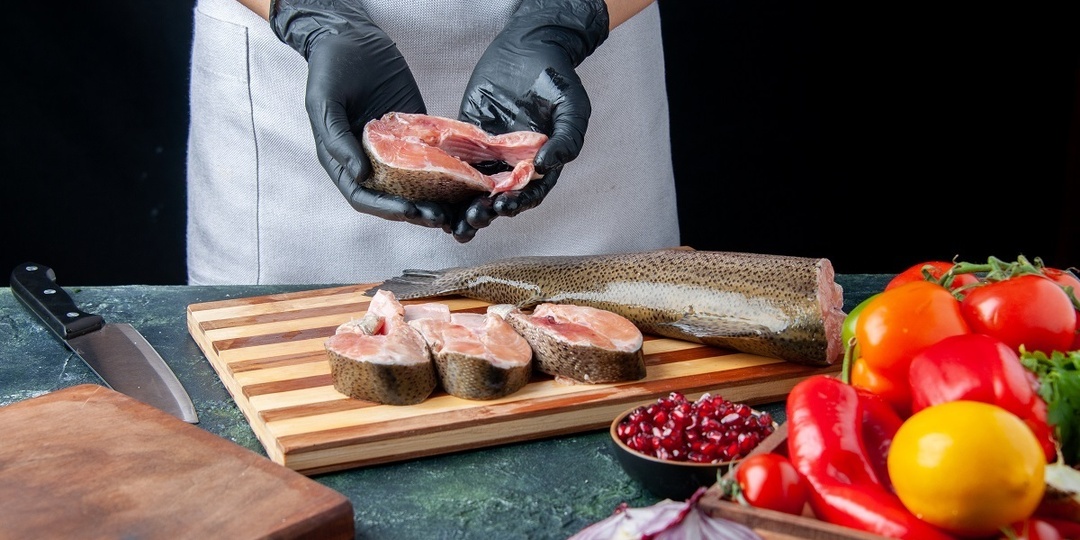 Рыбка становится «золотой». Цены на морепродукты подскочили за год на 10-40%. И это ещё не предел