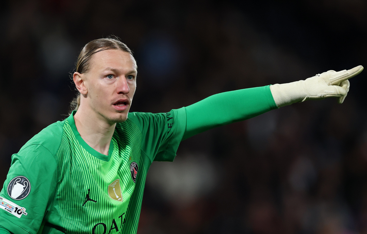    Вратарь ПСЖ Матвей Сафонов  Justin Setterfield/Getty Images