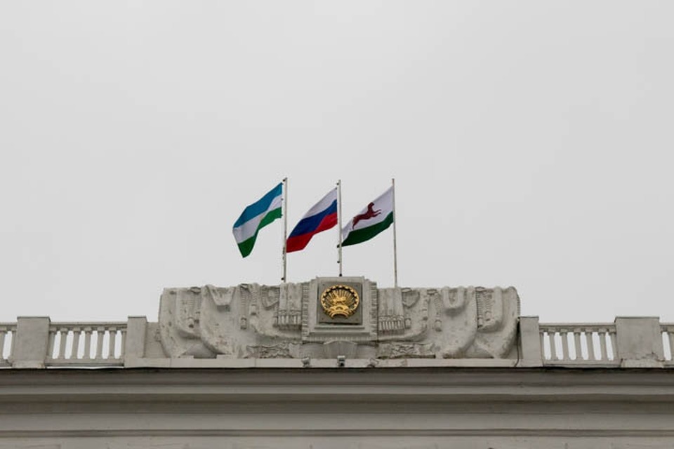   Рустем АХУНОВ