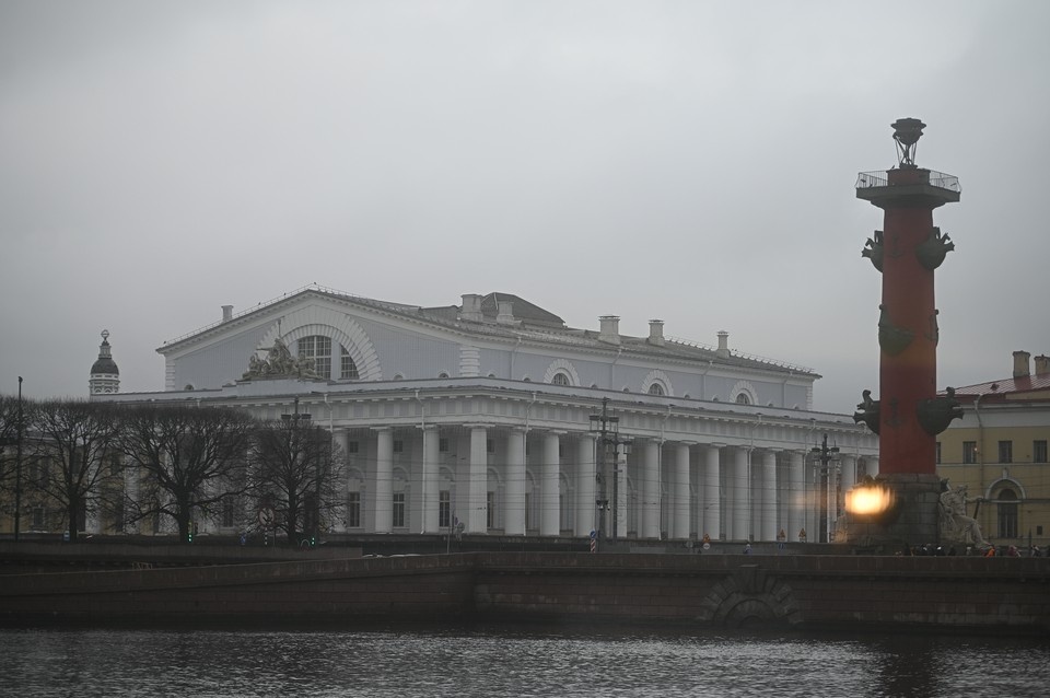    Температура воздуха в Петербурге составит от +14 до +16 градусов. Алексей БУЛАТОВ