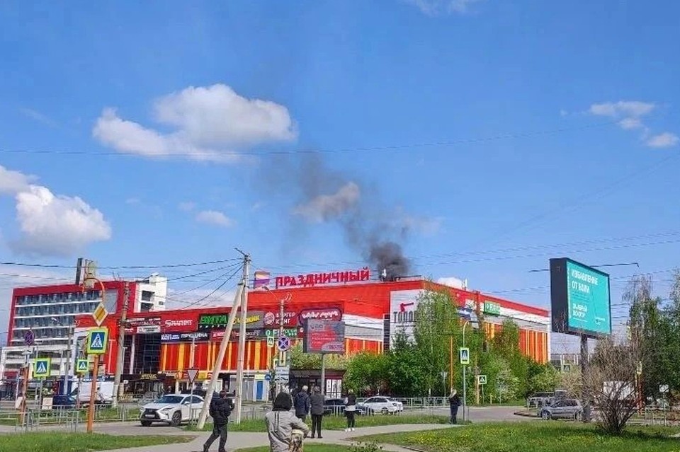    Пожар локализован на площади порядка 50 квадратных метров Павел БАСТРЫГИН