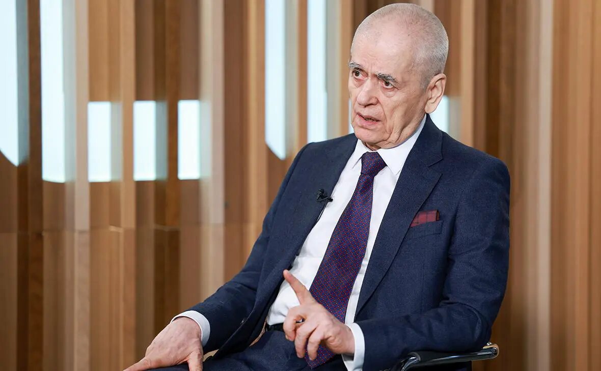    Источник: Геннадий Онищенко Фото: Александр Щербак / ТАСС. rbc.ru Инна