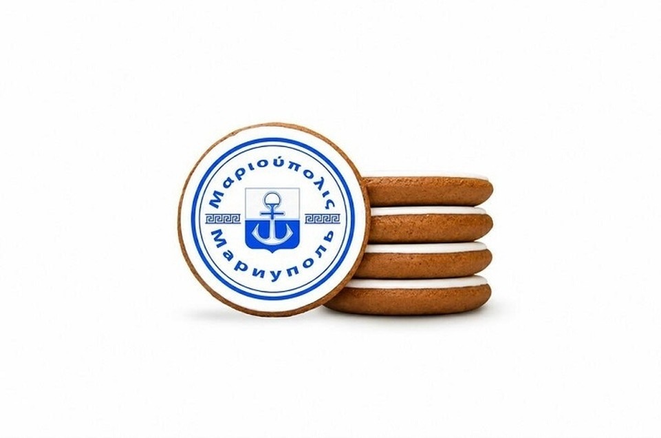   К 20 мая было решено выпустить праздничное имбирное печенье, посвященное городу. Фото: «Мир хлеба»