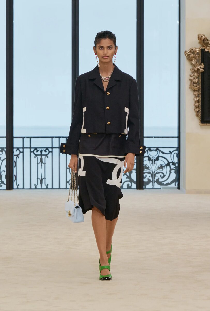  Фото с сайта chanel.com