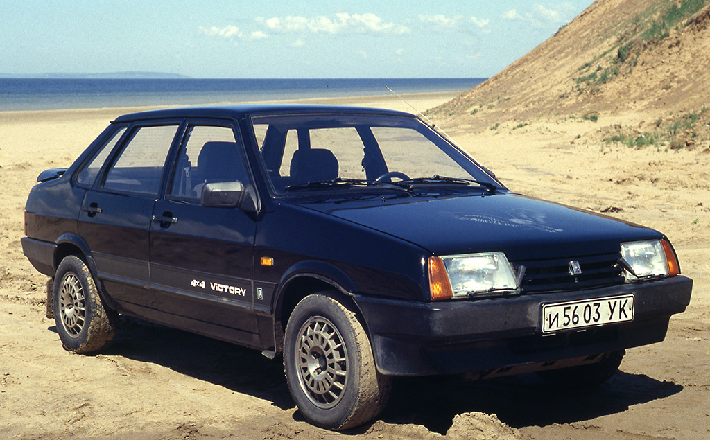 Полноприволная Lada Victory 4х4, 1996 г.