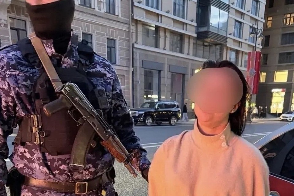    Женщину задержали за кражу из магазина. Фото: Росгвардия.