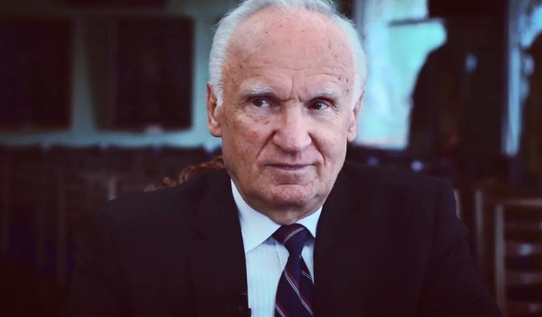 Алексей Ильич Осипов — учёный-богослов, педагог, доктор богословия, заслуженный профессор Московской Духовной Академии и Семинарии, писатель, публицист, проповедник.