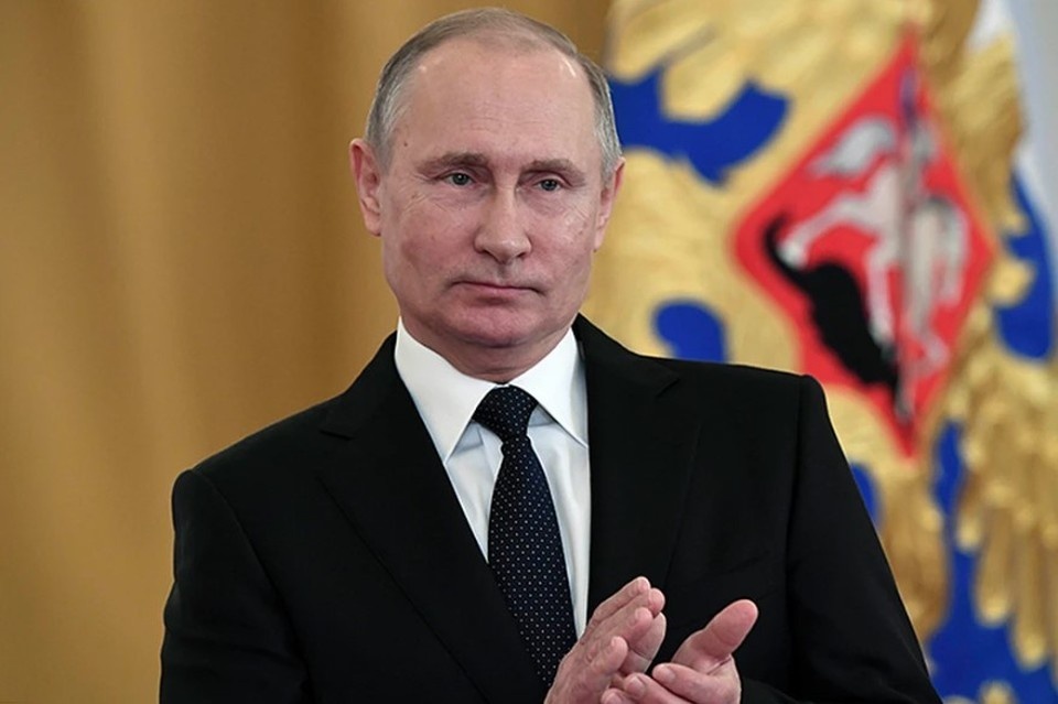    Путин: Ключевая ставка и укрепление рубля регулярно обсуждаются ЦБ и кабмином REUTERS