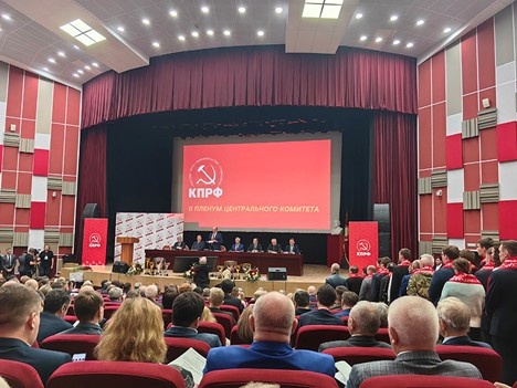 Наш народ должен жить, а не выживать, однако большая часть национального богатства оседает в карманах олигархов