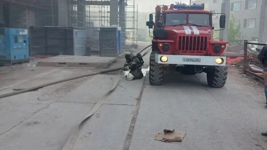    Пожар на улице Заки Валиди   t.me/Pervov_KS