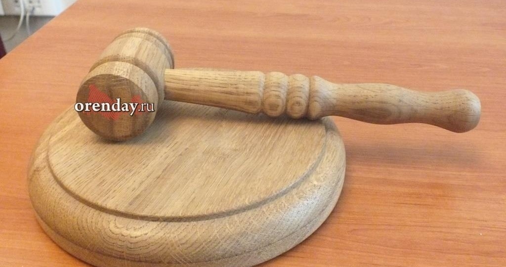 В ОРЕНБУРЖЬЕ МУЖЧИНА УСТАЛ БРОДИТЬ ПЕШКОМ И УГНАЛ АВТОМОБИЛЬ НА СТОЯНКЕ ОТДЕЛА ПОЛИЦИИ