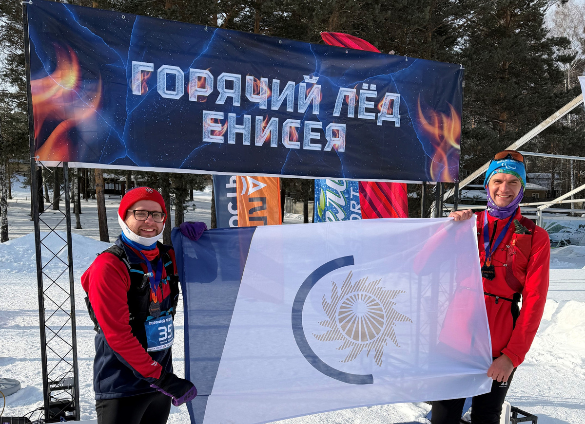 Никита и Алексей приняли участие в единственном в России марафоне по льду «Горячий лед»