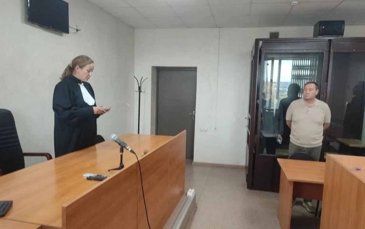    Жителя Удмуртии арестовали за склонение подростка к наркотикам