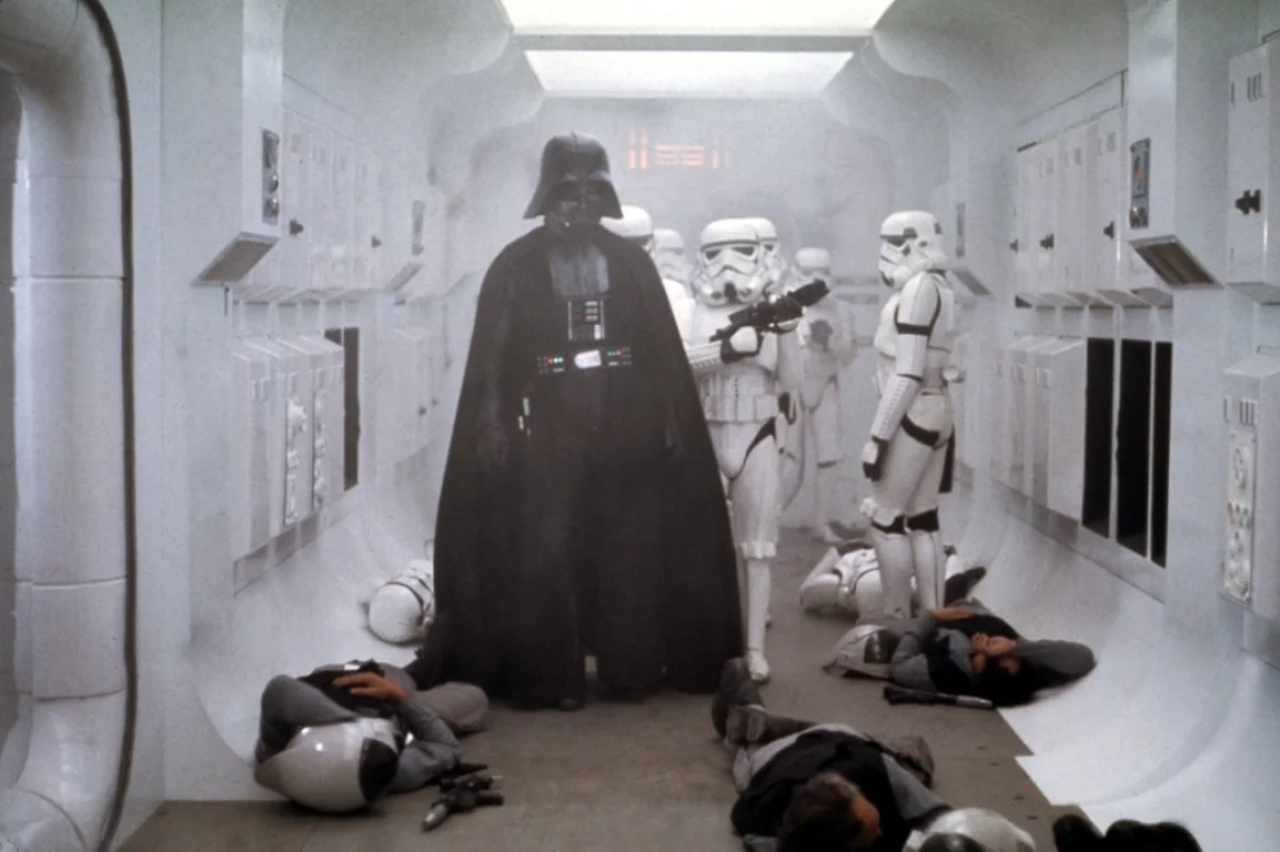 Кадр из фильма: Дарт Вейдер и имперские штурмовики Фото: Lucasfilm