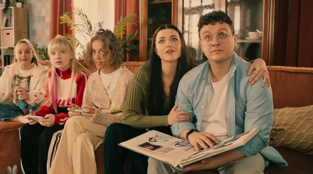     Кадр из сериала «Папины дочки. Новые» (2023-...) / СТС и Start