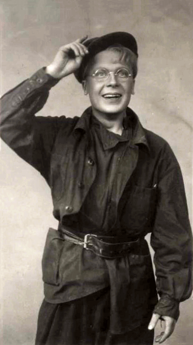    Артист МХАТ Владимир Трошин в спектакле "Вторая любовь". 1950 / Фото: Музейное объединение "Музей Москвы"