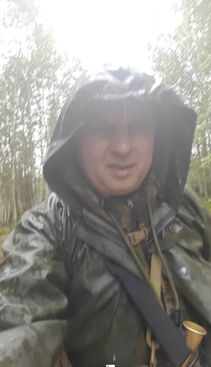 Иду по дождю на заимку