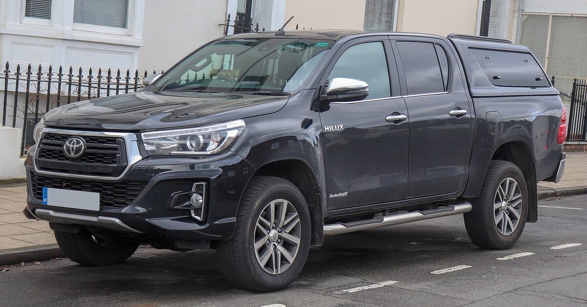    Toyota Hilux