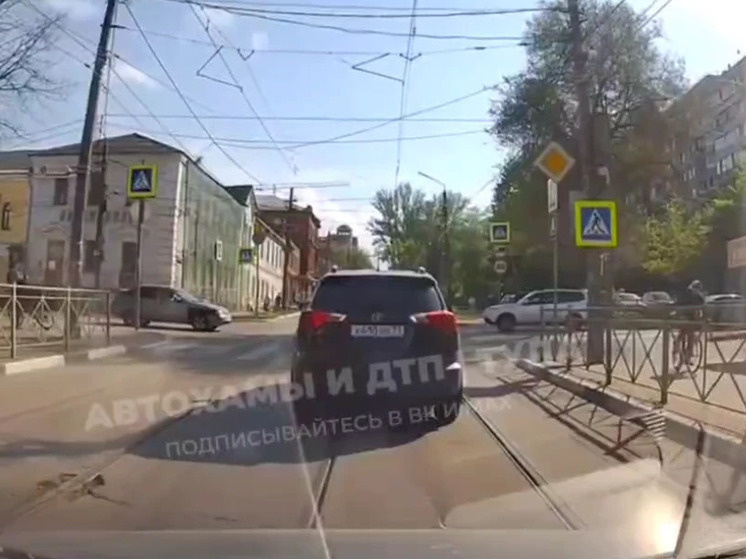     Фото: канал «Автохамы и ДТП | Тула