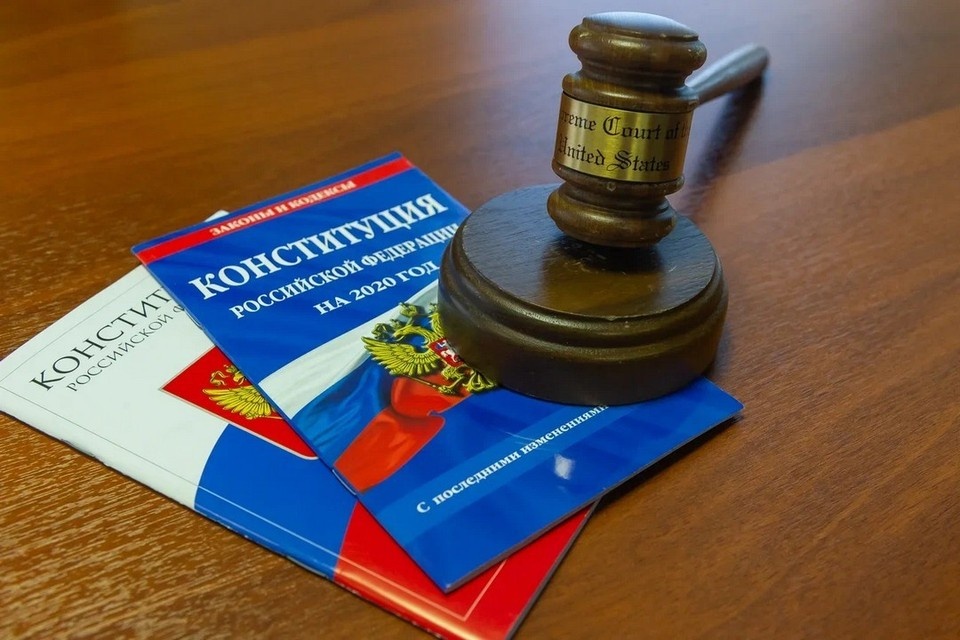    Бывший директор магазина в Новосибирске осуждена за присвоение выручки. Олег ЗОЛОТО