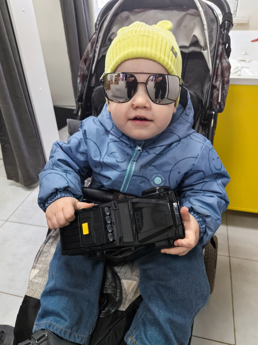 Нашему подлецу всё к лицу :)