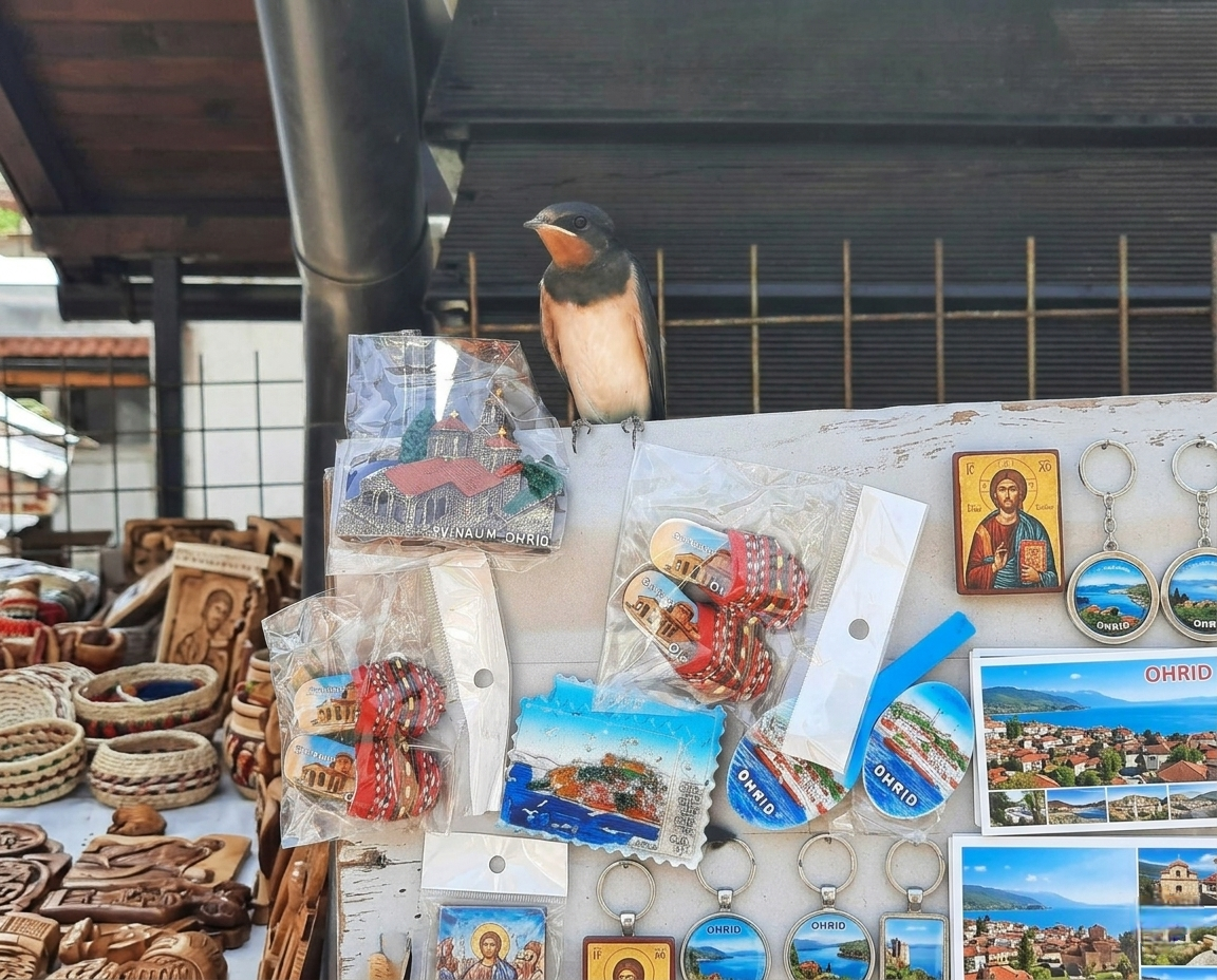 Продавец сувениров 