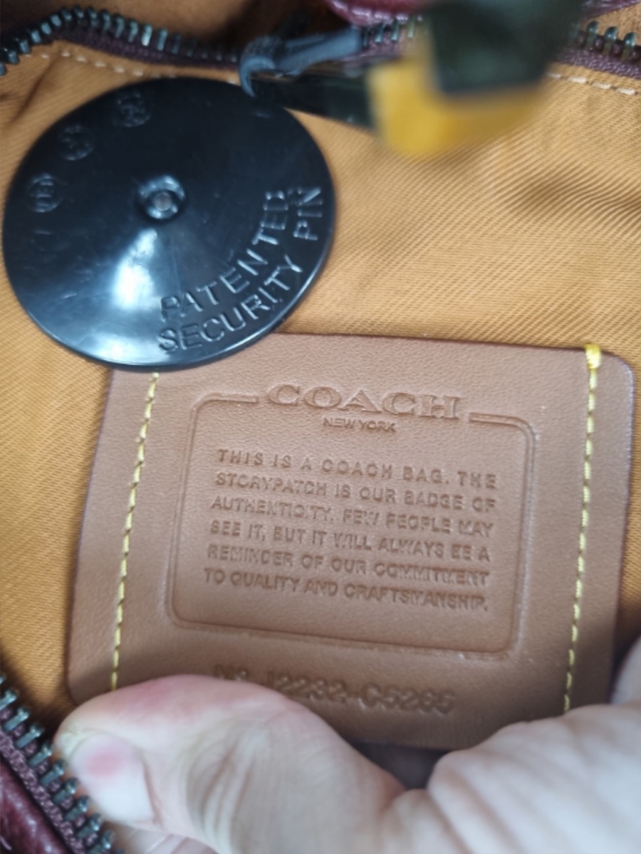 Сумка Coach Lori Shoulder Bag