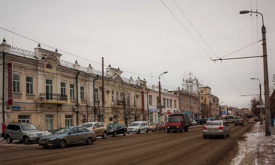 Курган, улица Куйбышева: Краткие истории старых домов