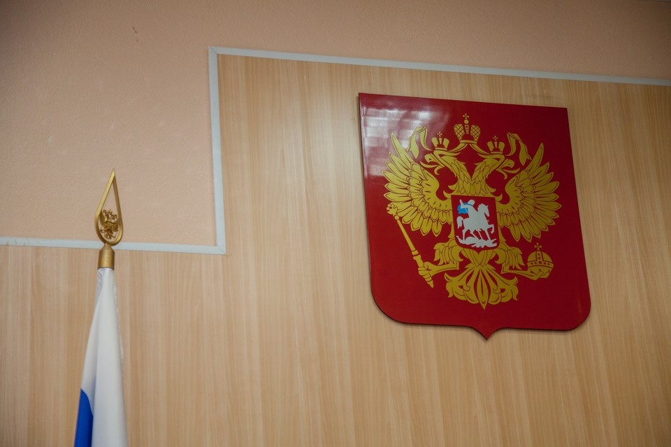    В Новосибирске осудили бывшего депутата города Оби Андрея Дарвина за получение крупной взятки от знакомого. Николай ОБЕРЕМЧЕНКО
