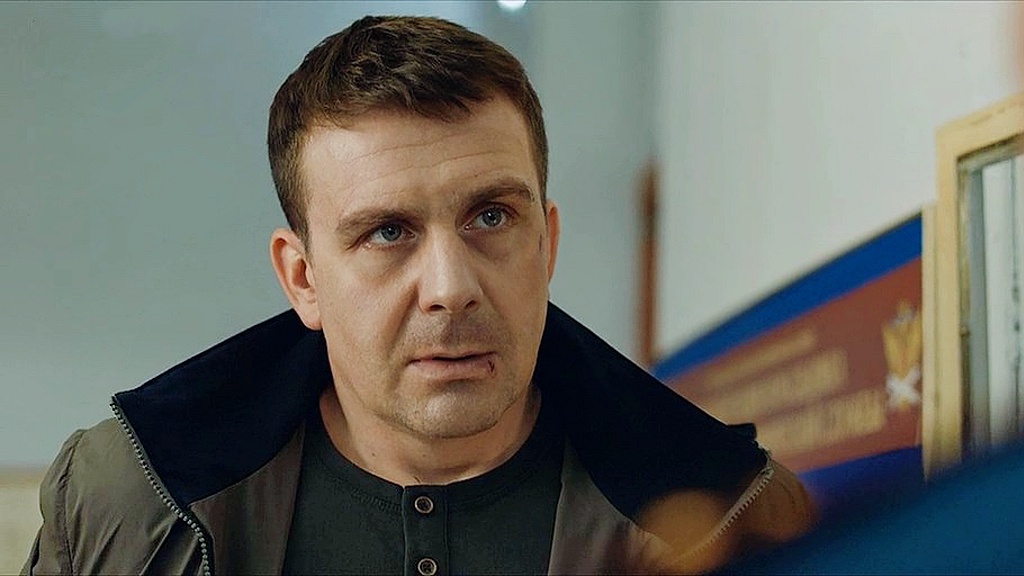 Антон Васильев в роли Саввы Мартова в сериале «Приговор», 2026 г