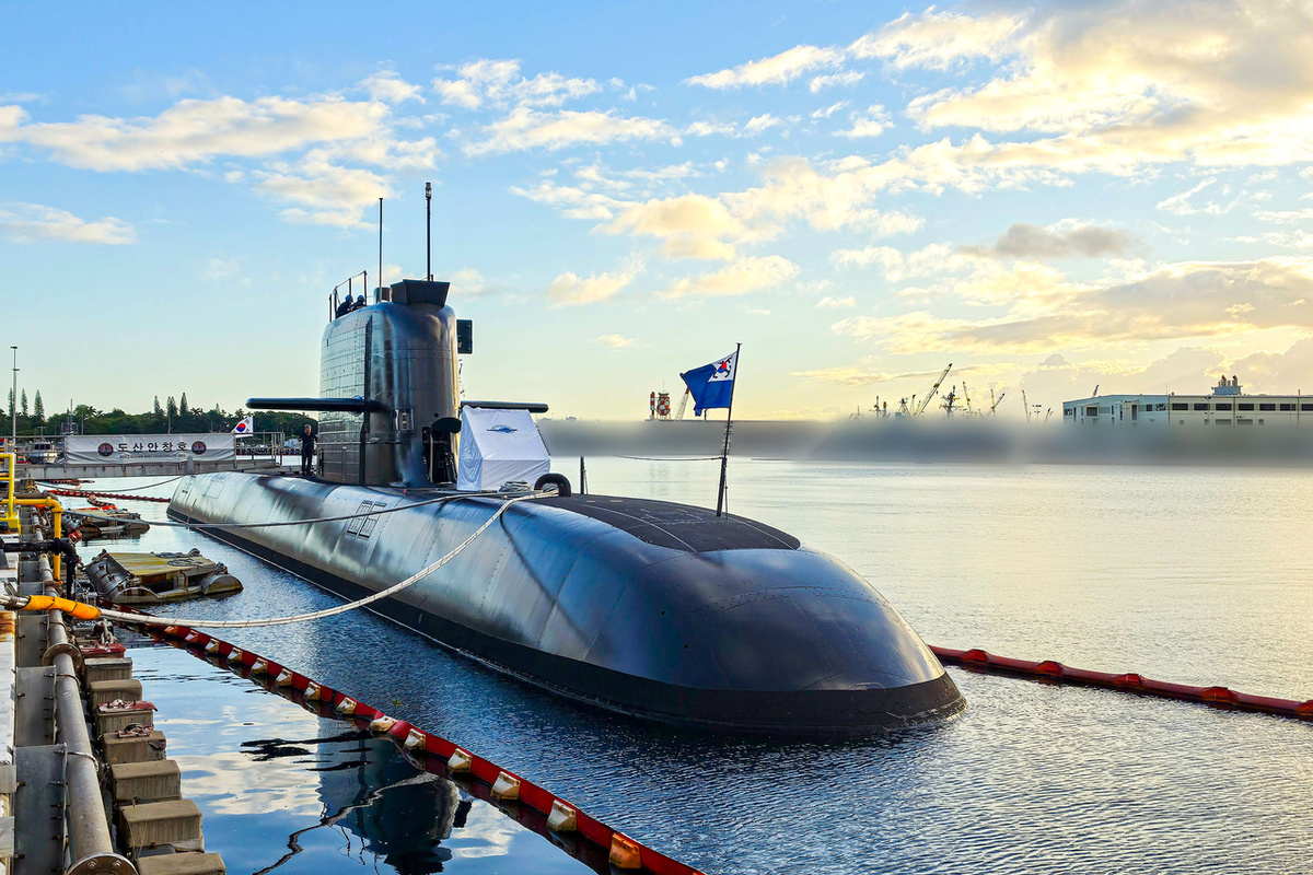Подводная лодка ВМС Республики Корея класса 3000 тонн, первая в серии «Досан Ан Чан Хо» (SS-083) (SS-III) (Ренхап)