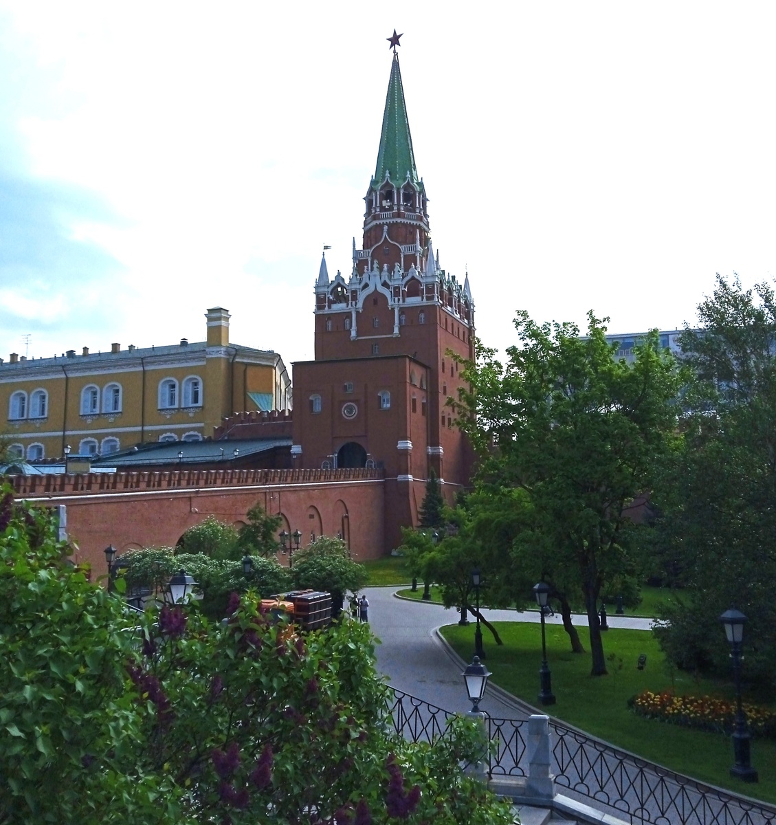 Одна из башен Кремля