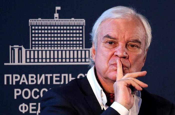 Владимир Молчанов. Обложка © ТАСС / Александр Рюмин