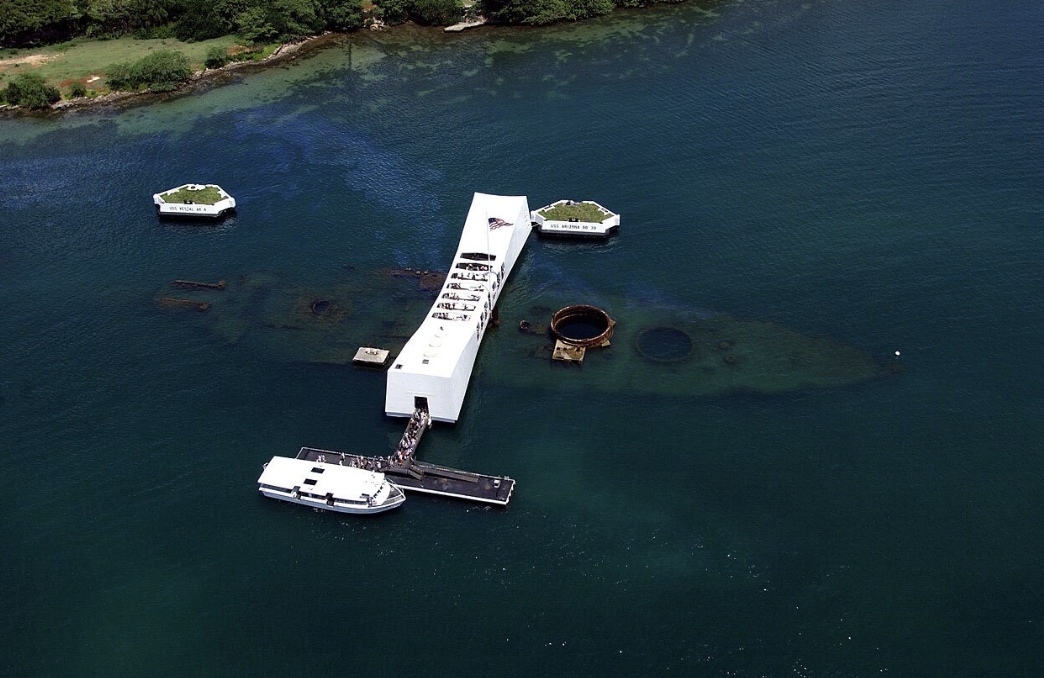 Мемориал на месте крушения
Фото: United States Navy