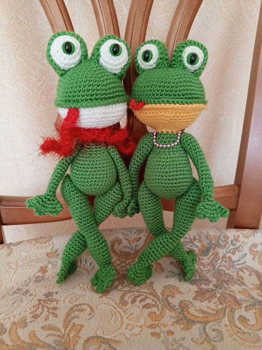 Лягушка вязаная крючком