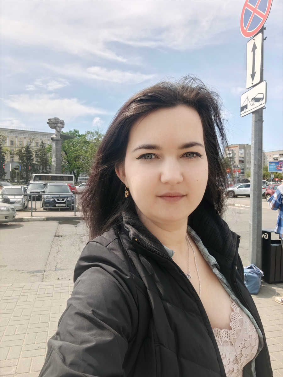 Обзор писала в мини путешествии, поэтому, простите, без фото экстрасенсов