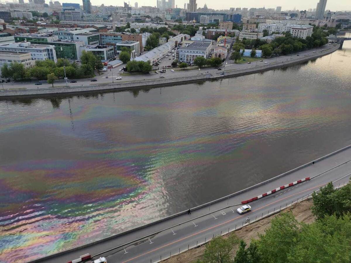 Фото сделано примерно 5 лет назад недалеко от метро Пролетарская.