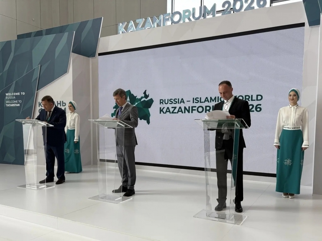 ООО "Управляющая компания "Группа ГАЗ", АО "Судостроительная Корпорация "Ак Барс" и ООО "ГТИ" подписали меморандум о взаимопонимании и сотрудничестве / Фото: Судостроительная Корпорация Ак Барс, АО  📷
