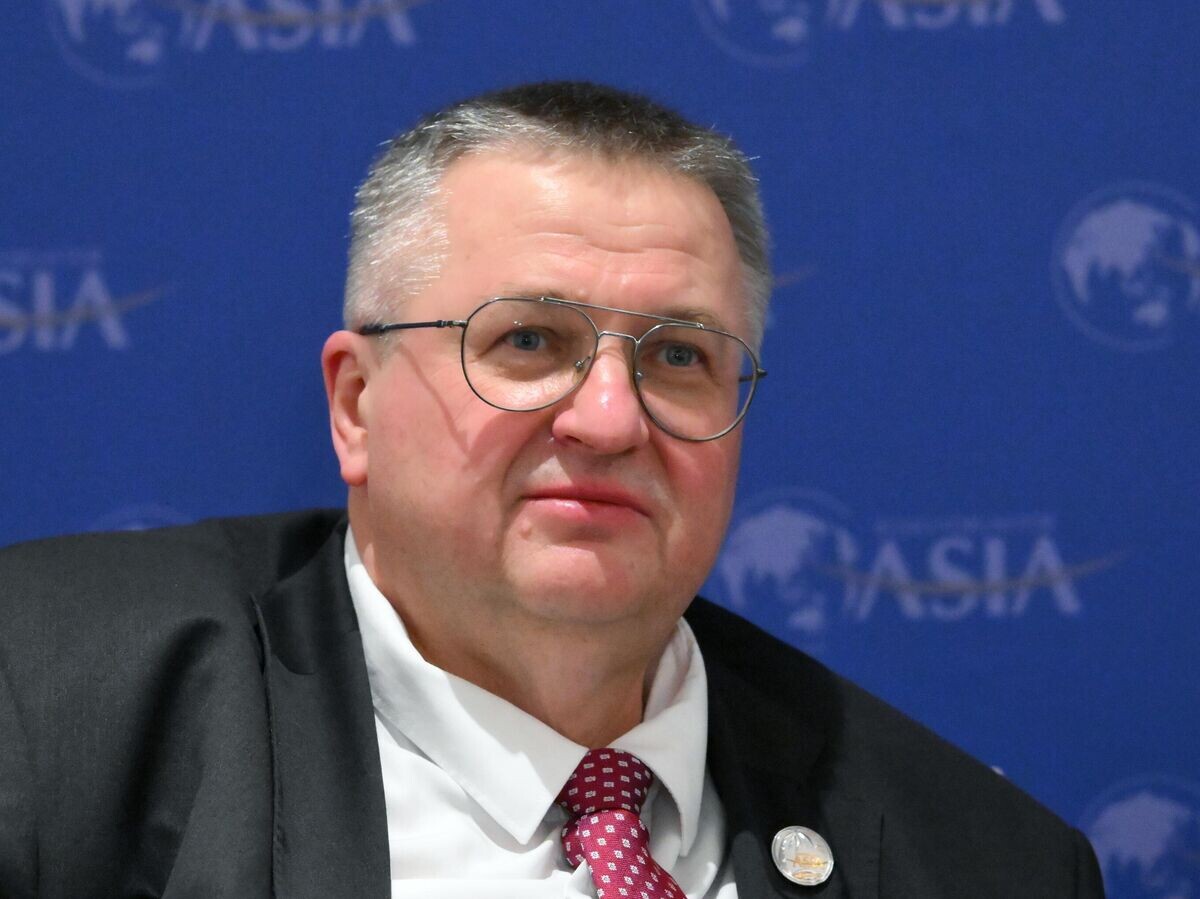    Визит вице-премьера Правительства РФ А. Оверчука в Китай© РИА Новости . Григорий Сысоев