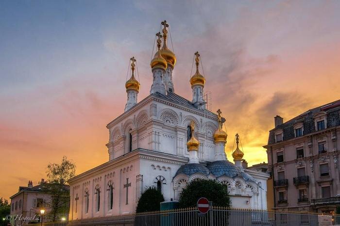Обложка © Сайт Крестовоздвиженского собора в Женеве