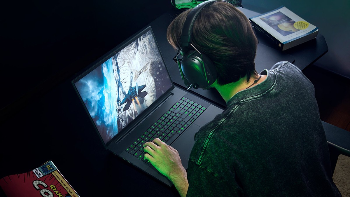    Razer Blade 18