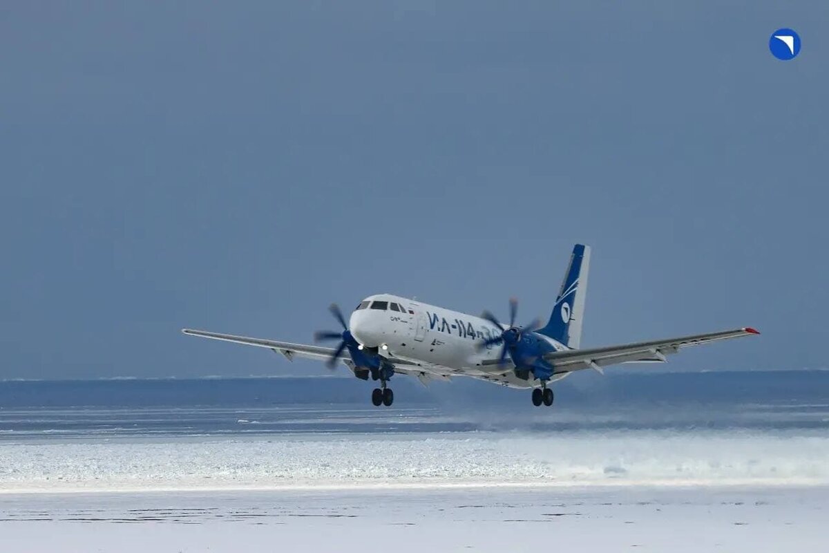    Ил-114-300