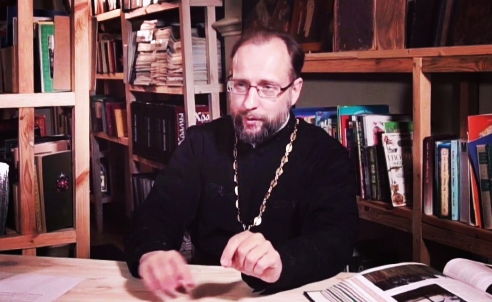 Сергий Маслов — протоиерей, клирик прихода храма Рождества Христова д. Большое Стиклево Минского района (Республика Беларусь), преподаватель Минской духовной Академии, кандидат богословия.