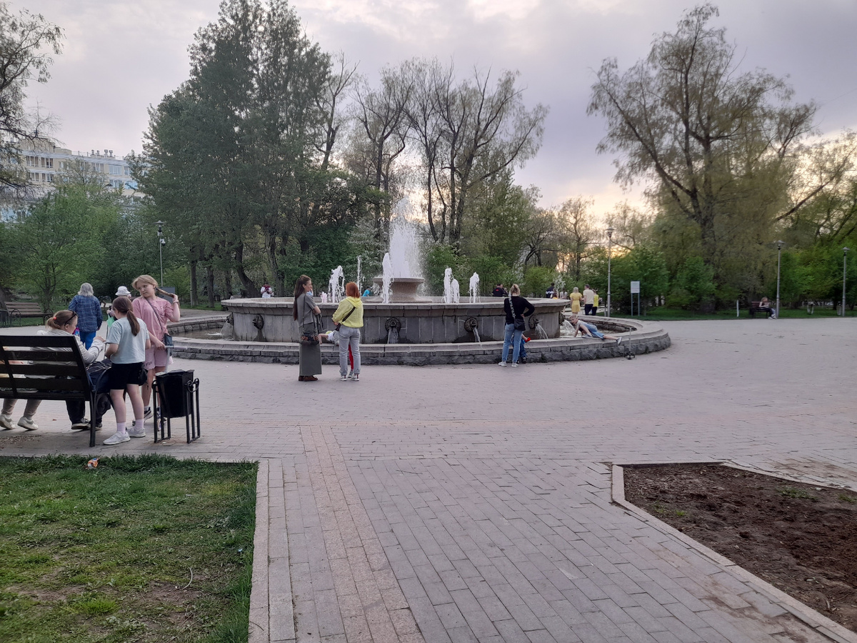 Кажется, что же тут может быть опасного. Безобидный фонтанчик на первый взгляд.