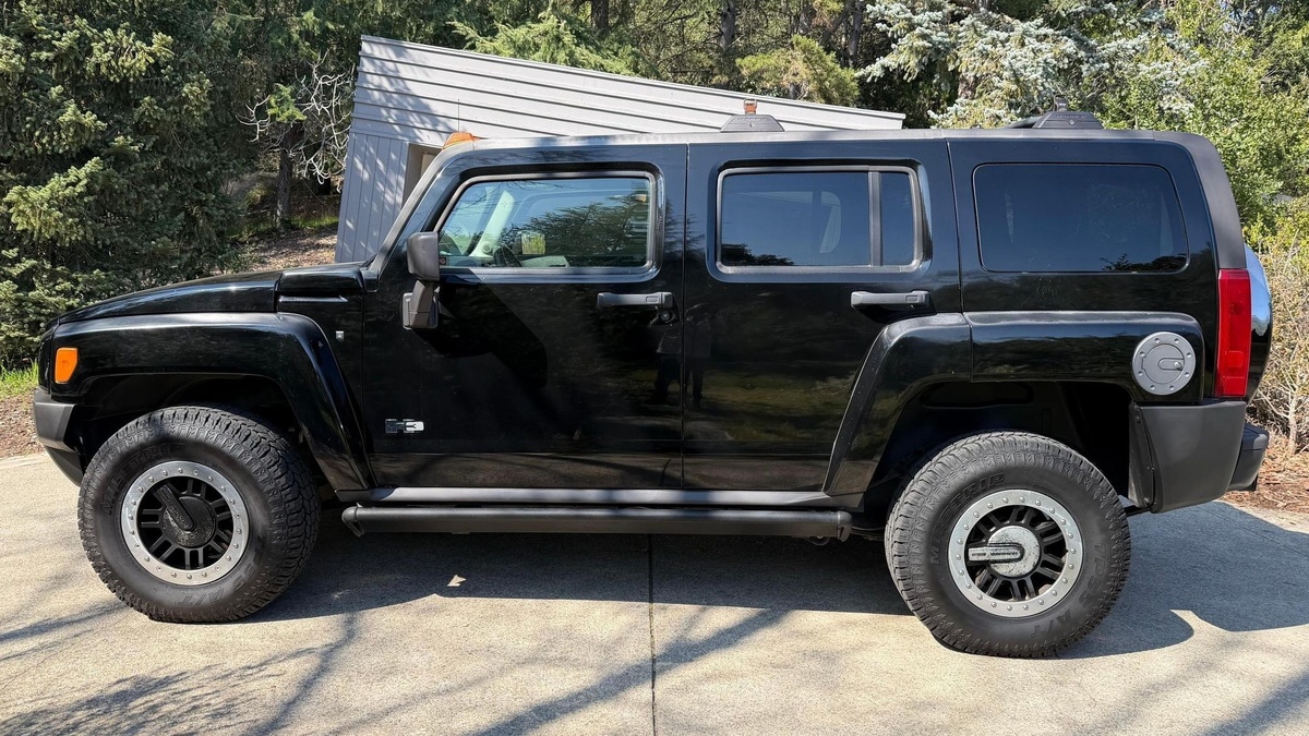 Hummer H3