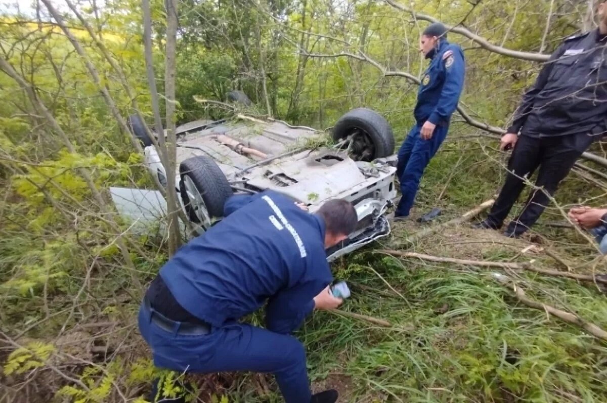   В Ингушетии «Лада» опрокинулась в кювет и водителя увезли в больницу