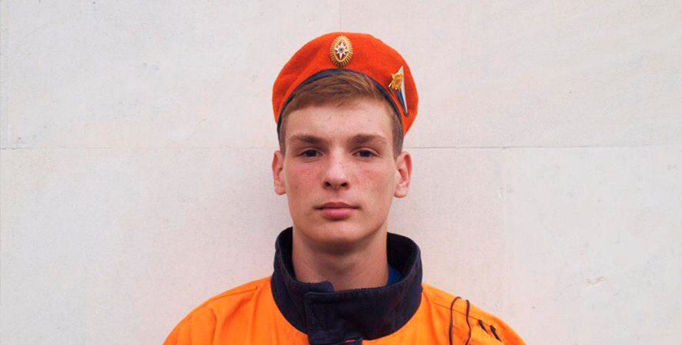 В 16 лет он вытащил тонущего одногруппника. Кадета МЧС больше пугало другое: как объяснить маме мокрую одежду